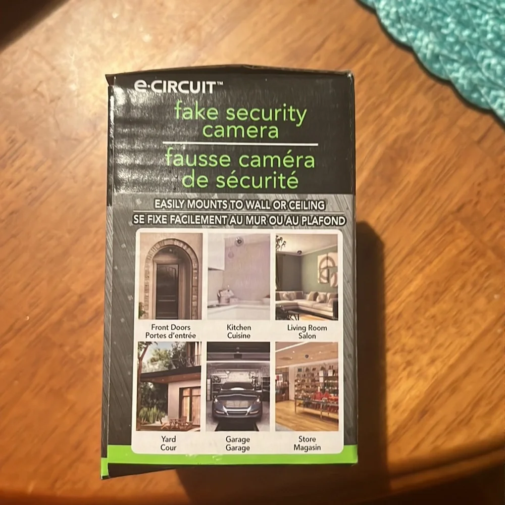 Fake Security Camera - Picture 3 of 4
